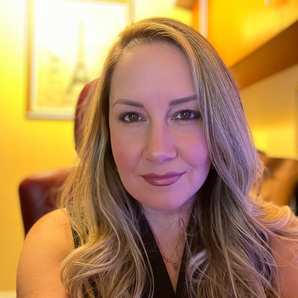 Meet your Posher, Carolina - Picture 1 of 1